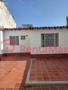 Casa En Arriendo En Villa Del Rosario A56346, 100 mt2, 3 habitaciones