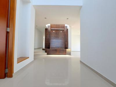 Casa En Arriendo En Villa Del Rosario A152593, 320 mt2, 5 habitaciones