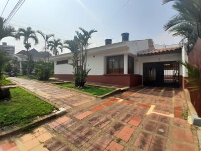 Arriendo De Casas En Villavicencio, 263 mt2, 3 habitaciones