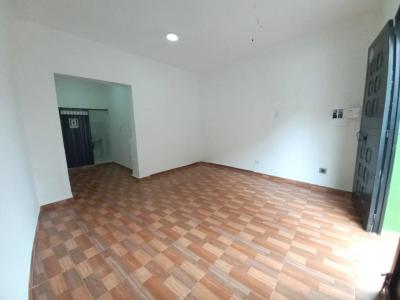 Local En Arriendo En Bogota A9297, 18 mt2