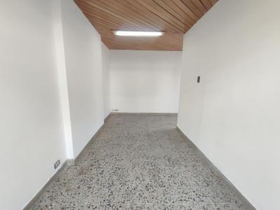 Local En Arriendo En Bogota A9322, 27 mt2