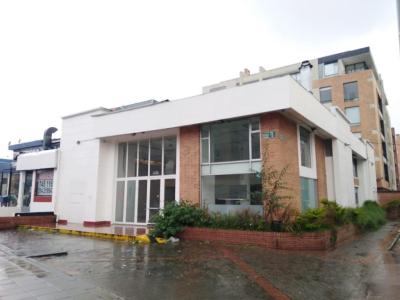 Local En Arriendo En Bogota En San Patricio Usaquen A48812, 450 mt2