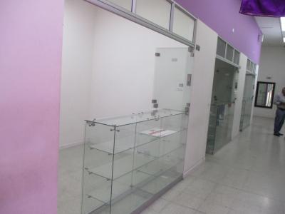 Local En Arriendo En Bogota En Chapinero Central A120992, 8 mt2