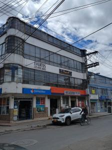 Local En Arriendo En Bogota A136003, 200 mt2