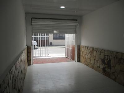 Local En Arriendo En Bogota En Villemar A149598, 13 mt2