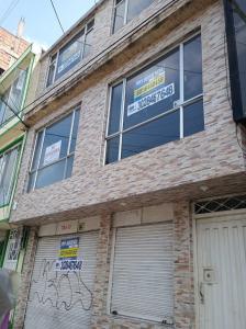 Local En Arriendo En Bogota A156247, 360 mt2