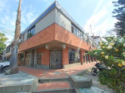 Local En Arriendo En Cali En San Vicente A74204, 33 mt2, 1 habitaciones