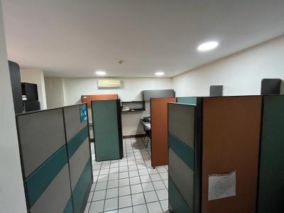 Oficina En Arriendo En Barranquilla A120904, 200 mt2