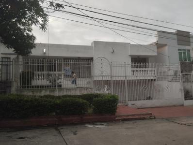 Oficina En Arriendo En Barranquilla A134480, 550 mt2