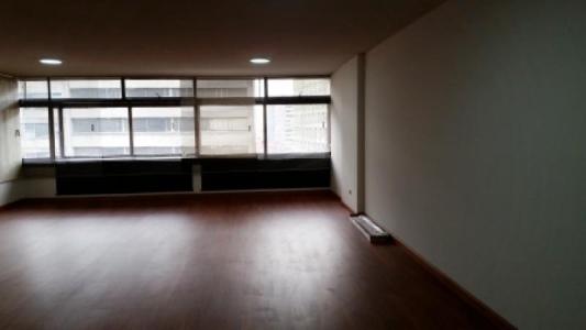 Oficina En Arriendo En Bogota En San Victorino A6794, 60 mt2, 1 habitaciones