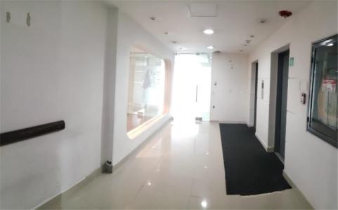 Oficina En Arriendo En Bogota A65329, 4167 mt2, 1 habitaciones