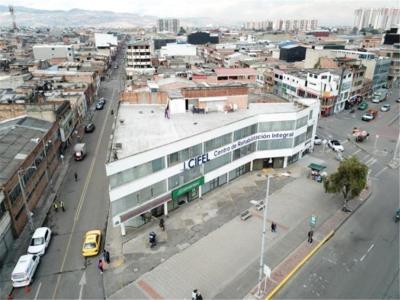 Oficina En Arriendo En Bogota A65338, 1232 mt2, 1 habitaciones