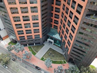 Oficina En Arriendo En Bogota En Los Rosales A65408, 1949 mt2, 1 habitaciones