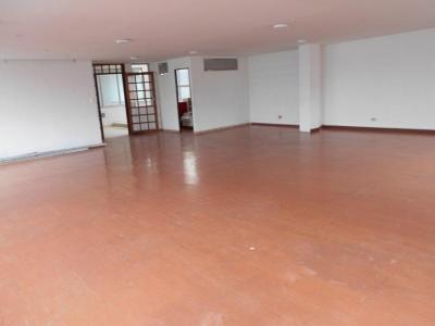 Oficina En Arriendo En Bogota A30183, 730 mt2, 20 habitaciones