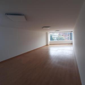 Oficina En Arriendo En Bogota A30754, 45 mt2