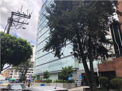 Oficina En Arriendo En Bogota A30835, 183 mt2