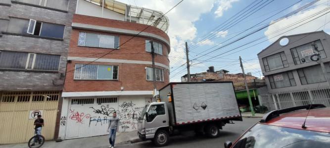 Oficina En Arriendo En Bogota En Palo Blanco A100190, 224 mt2