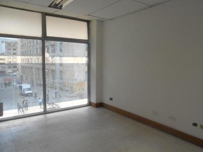 Oficina En Arriendo En Bogota En La Paz Centro A112725, 430 mt2, 13 habitaciones