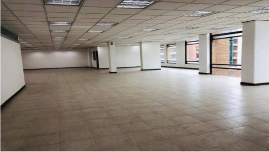 Oficina En Arriendo En Bogota En Chico Norte A127499, 725 mt2