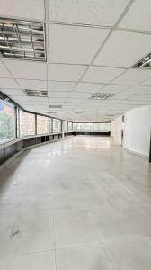 Oficina En Arriendo En Bogota En Centro Internacional A133588, 401 mt2