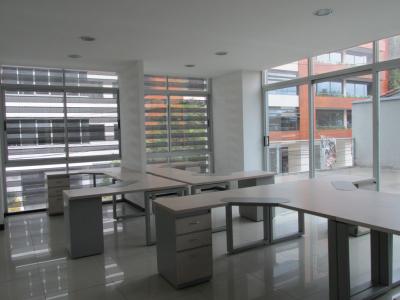 Oficina En Arriendo En Bogota En Chico Alto A133654, 152 mt2