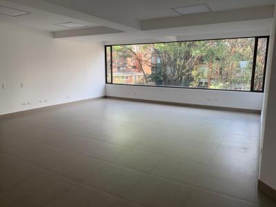 Oficina En Arriendo En Bogota En Antiguo Country A153022, 235 mt2, 1 habitaciones