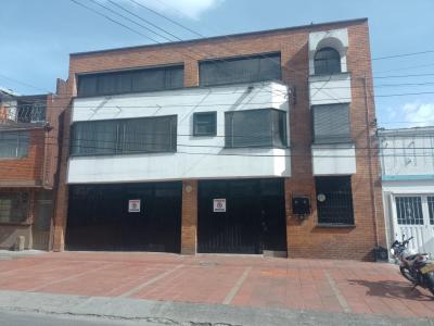 Oficina En Arriendo En Bogota En El Rosario Barrios Unidos A154347, 182 mt2