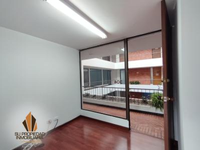 Oficina En Arriendo En Bogota En Santa Barbara Central Usaquen A155364, 20 mt2