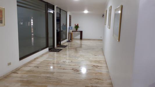 Oficina En Arriendo En Bogota En Quinta Camacho A155973, 80 mt2