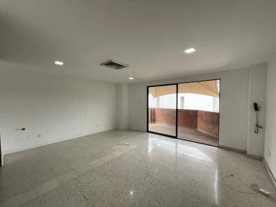 Oficina En Arriendo En Cali En Santa Monica Residencial A143653, 55 mt2, 3 habitaciones