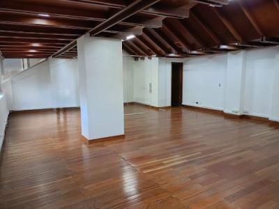 Oficina En Arriendo En Medellin A157882, 98 mt2