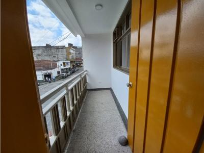 Venta de Apartamento central Armenia, Quindío 140 Mts2, 140 mt2, 5 habitaciones