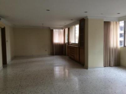 Apartamento En Venta En Barranquilla En El Golf V47429, 330 mt2, 3 habitaciones