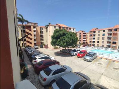 En venta apartamento de tres alcobas en Villa Carolina Barranquilla, 70 mt2, 3 habitaciones