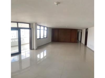 Apartamento en venta, sector Alto Prado., 247 mt2, 3 habitaciones