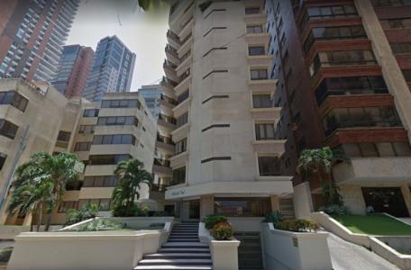 Apartamento En Venta En Barranquilla En El Golf V44207, 256 mt2, 3 habitaciones