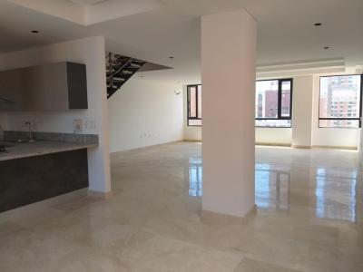 Apartamento En Venta En Barranquilla En El Golf V52841, 216 mt2, 3 habitaciones