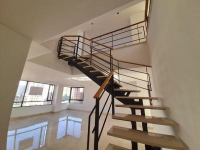 Apartamento En Venta En Barranquilla En El Golf V53921, 223 mt2, 3 habitaciones