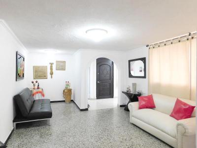 Apartamento En Venta En Barranquilla En Ciudad Jardin V51795, 193 mt2, 4 habitaciones