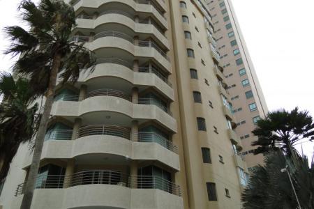 Apartamento En Venta En Barranquilla En El Golf V39512, 215 mt2, 3 habitaciones