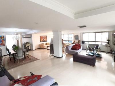 Apartamento En Venta En Barranquilla En El Golf V146841, 285 mt2, 3 habitaciones