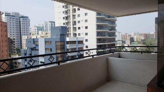 Apartamento En Venta En Barranquilla En Alto Prado V150013, 265 mt2, 3 habitaciones