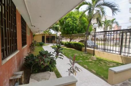 Apartamento En Venta En Barranquilla En Riomar V150063, 130 mt2, 3 habitaciones