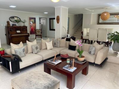 Apartamento En Venta En Barranquilla En Altos De Riomar V159060, 304 mt2, 4 habitaciones