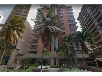 VENDO Y ARRIENDO APARTAMENTO EL GOLF - BARRANQUILLA, 225 mt2, 3 habitaciones