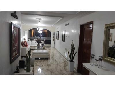 Venta de casa Riomar Barranquilla, 227 mt2, 3 habitaciones