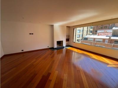 Apartamento ideal para remodelar en Rósales, 126 mt2, 2 habitaciones