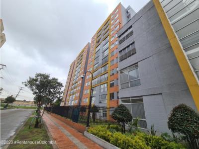Apartamento en  Nueva Castilla RAH CO: 24-288, 53 mt2, 3 habitaciones