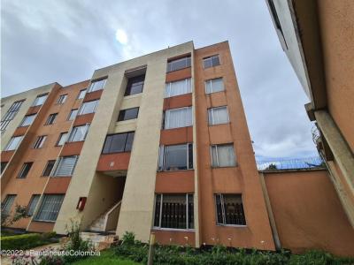 Apartamento en  Santa Cecilia CB: 24-318, 64 mt2, 3 habitaciones