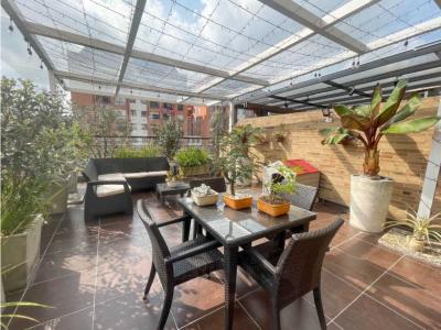 Se vende apartamento con terraza en Cedritos, 76 mt2, 2 habitaciones